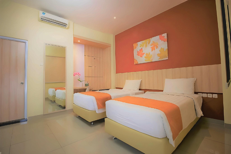 Bedroom 12