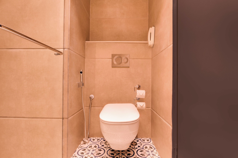 Bathroom 3, Lemon Tree Hotel Arpora Goa, North Goa