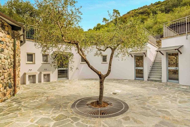 Exterior & Views 2, Glamping Degli Ulivi, La Spezia
