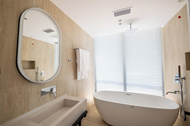Bathroom 5, Jako Premium Hotel, Sarandës