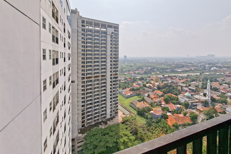 Others 3, Pleasant Studio Apartment Parkland Avenue By Travelio, Tangerang Selatan