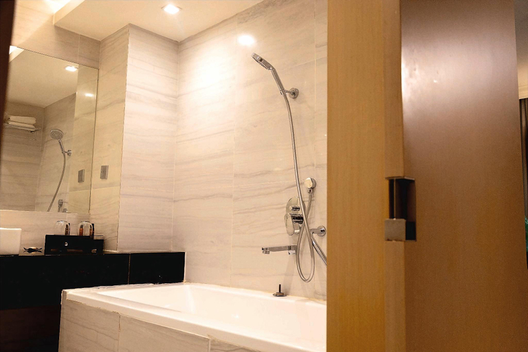 Bathroom 21