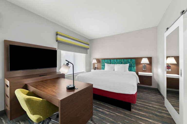 Bedroom 3, Hampton Inn & Suites Sherman, Grayson