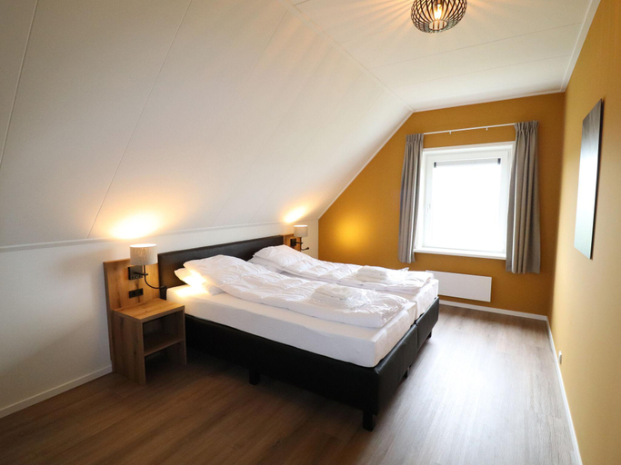 Others 5, Villa in Leons with Frisian Charm, Littenseradiel