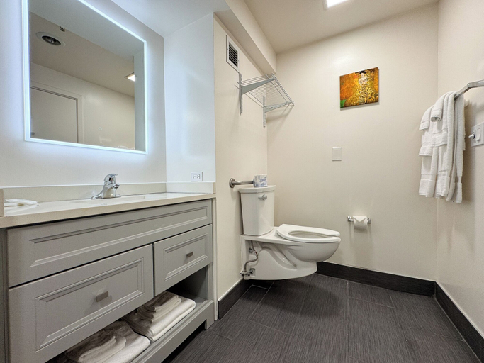 Bathroom 7