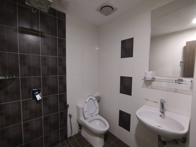 Bathroom 4, Hotel De Grand Orchard, Kuala Lumpur