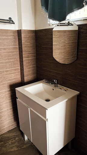 Bathroom 5, Seaview Mansion, Dalaguete