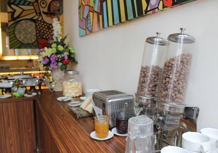 Food & Drinks 5, MAXONEHOTELS AT SABANG, Central Jakarta