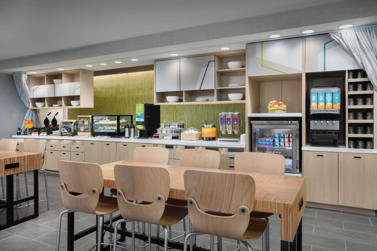 Food & Drinks 5, Home2 Suites By Hilton Laredo North, Webb