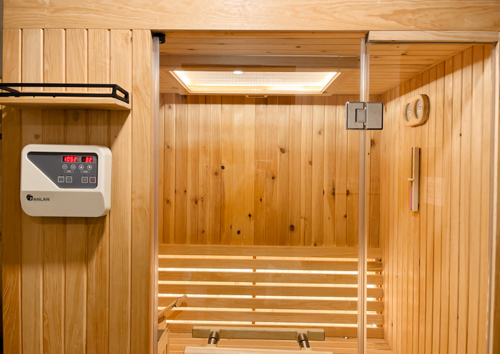 Sauna 8