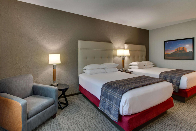 Bedroom 3, Drury Inn & Suites Happy Valley Phoenix, Maricopa