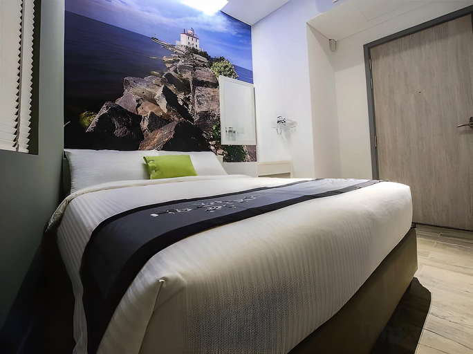 Bedroom 16