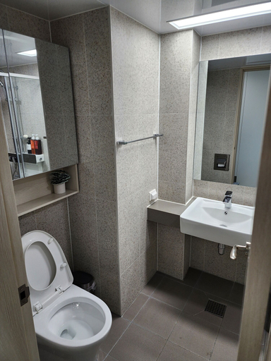 Bathroom, Sockcho Summit bay Perfect Ocean View, Goseong