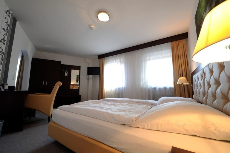 Bedroom 4, Hotel zur Post, Nienburg (Weser)