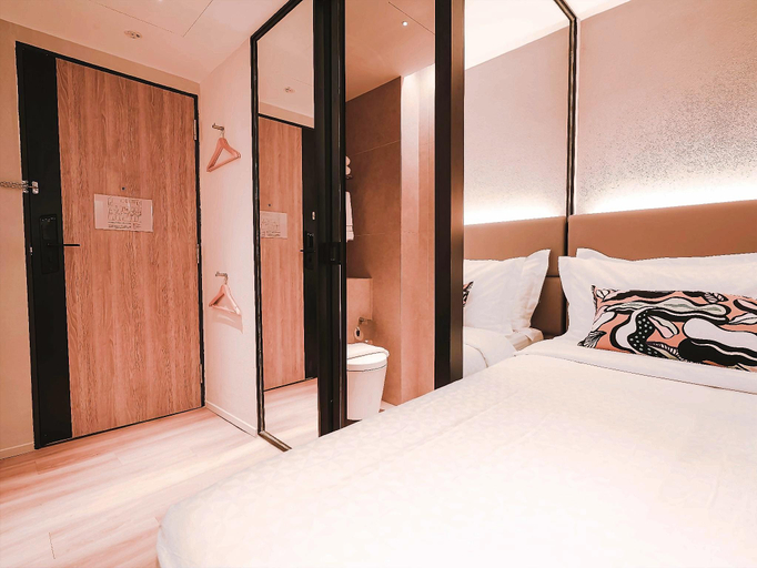 Bedroom 26