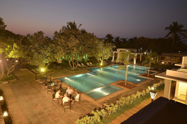 Sport & Beauty 2, Heritage Resort Hampii, Bellary