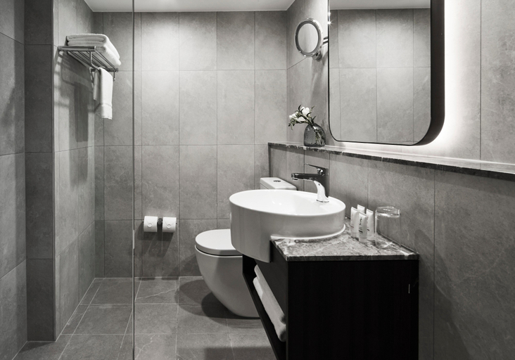 Bathroom 3