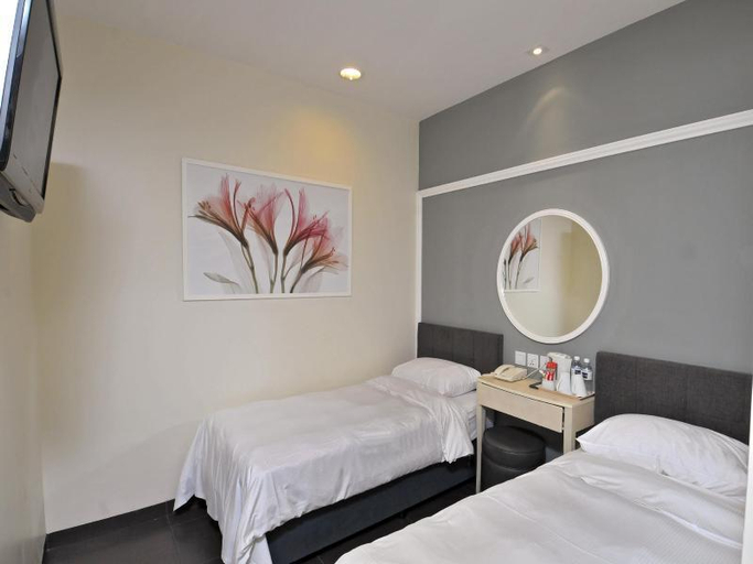 Bedroom 12