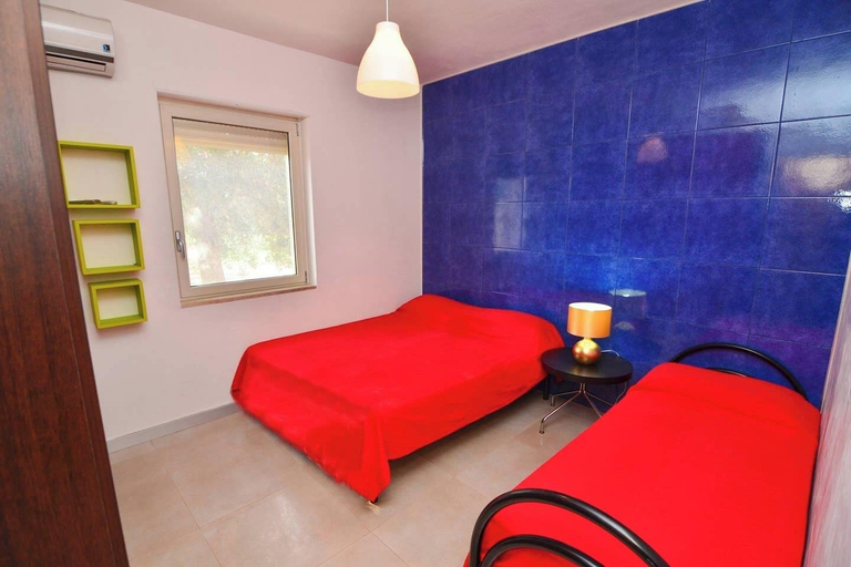Bedroom 3, Boomerang Village, Taranto