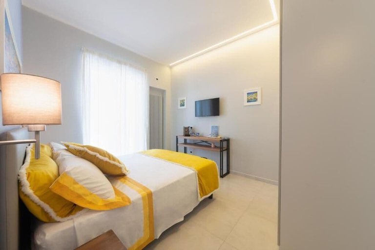 Bedroom 3, B&B La Piazzetta, Napoli