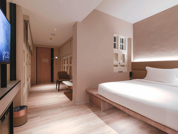 Bedroom 24