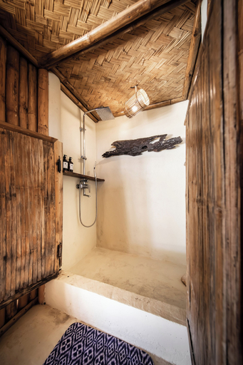 Bathroom 5, The Beach House Ocam Ocam, Busuanga