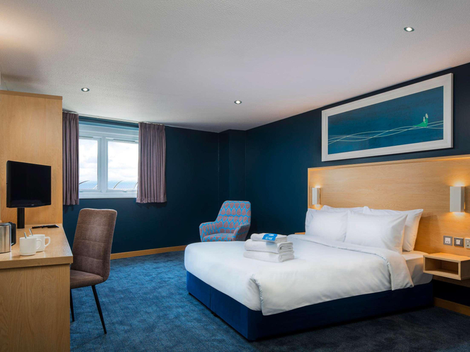 Bedroom 2, Travelodge York Central, York