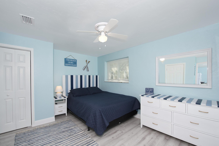 Bedroom 3, MT Wind Swept #5, Lee