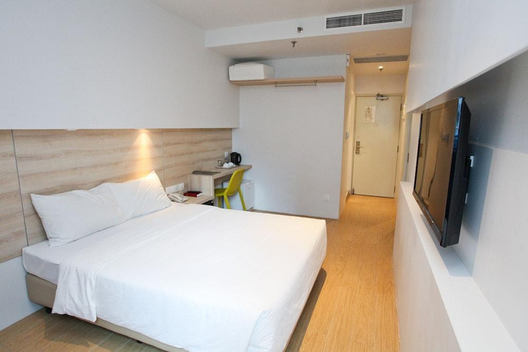 Bedroom 21