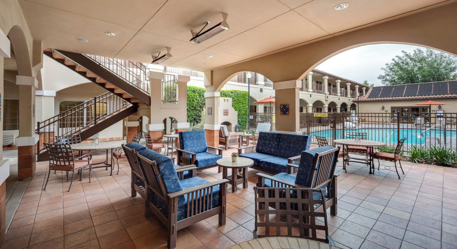 Food & Drinks 4, Ayres Hotel Redlands – Loma Linda, San Bernardino