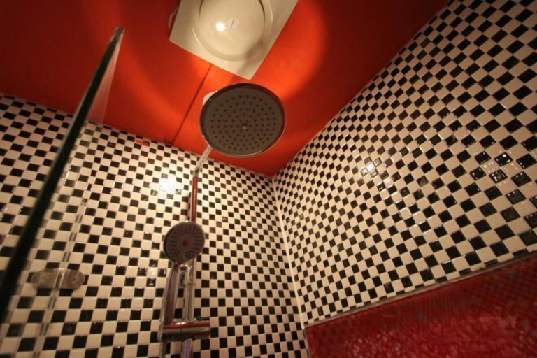 Bathroom 3, Manzhiya Theme Hotel (Shanghai Wanhangdu Road), Shanghai
