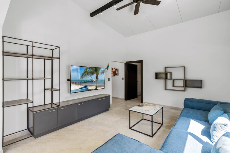Others 4, Brand-New 6BD Giant with Private Pool by SPCR, Santa Cruz