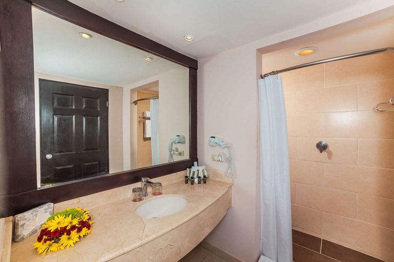 Bedroom 3, Occidental Papagayo - Adults Only - All Inclusive, Carrillo