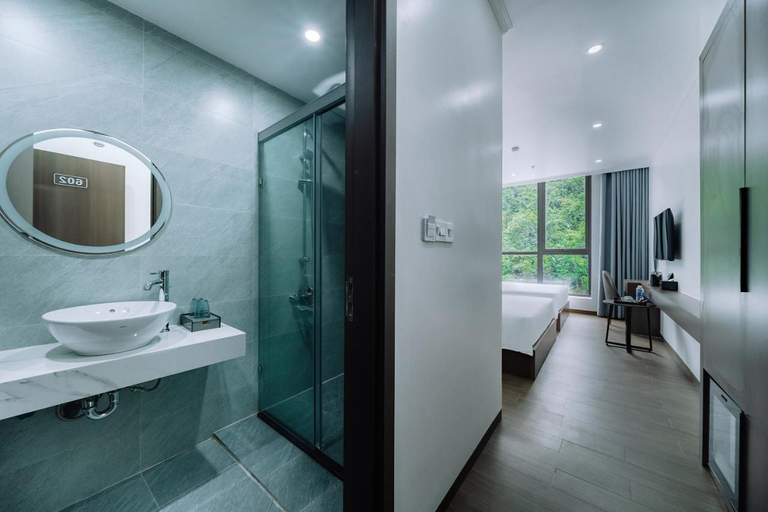 Bathroom 3, Sand Hotel, Cát Hải