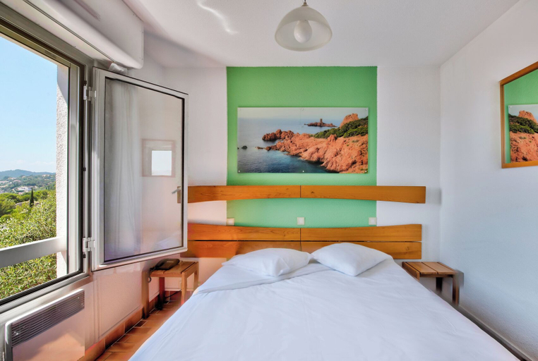 Bedroom 2, Village Club Les Mas de L'Esterel, Var