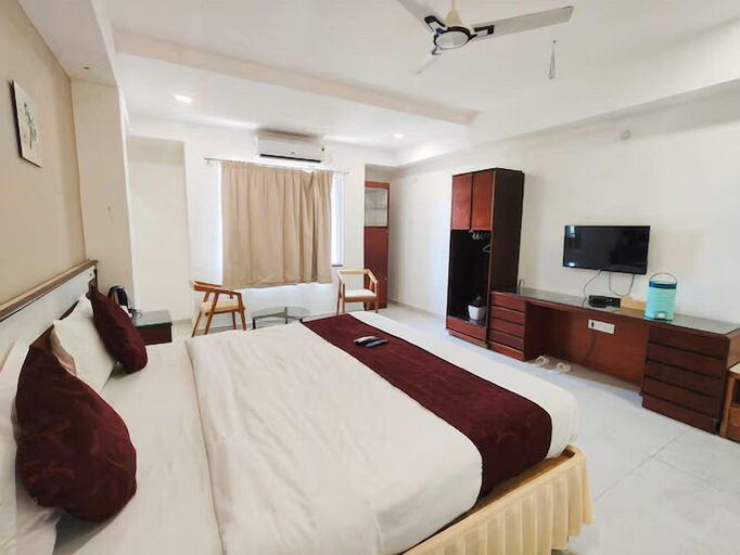 Bedroom, Shubh Shaleen Springs by Nexottel, Bhopal
