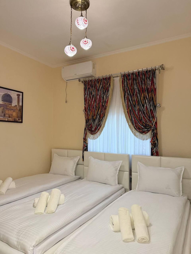 Others 5, UMMU ROHAT, Samarkand