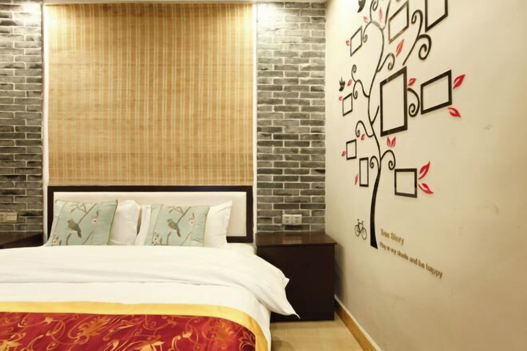 Bedroom 3, Nanmu Inn, Xiangxi Tujia and Miao