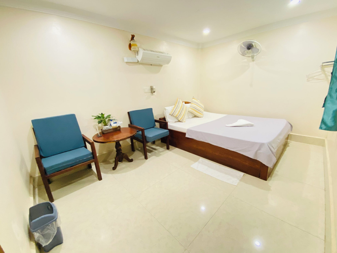 Bedroom 3, The Blue Hostel, Svay Pao