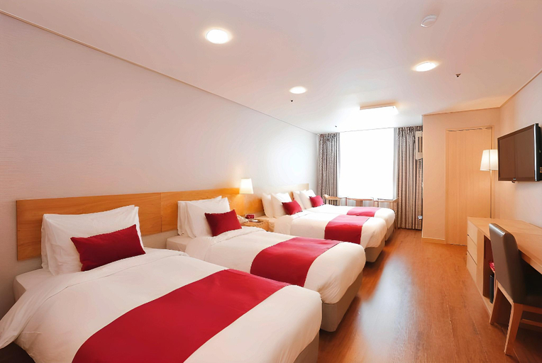 Bedroom 23