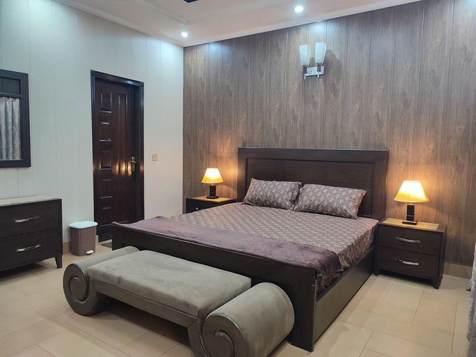 Bedroom 2, 3 BR Serviced First Floor Near Expo Center Lahore, Lahore