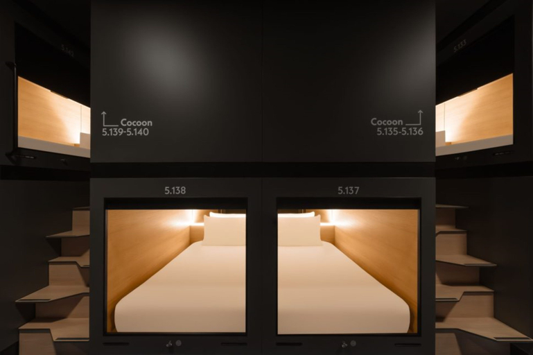 Room 5, Zedwell Capsule Piccadilly Circus, London