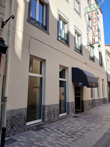 Exterior & Views 2, Dav' Hotel Jaude, Puy-de-Dôme