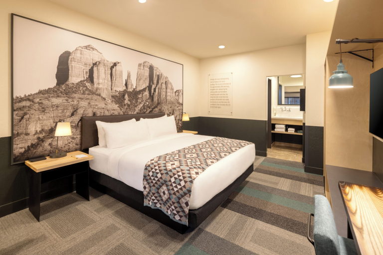 Bedroom 2, Mountain Modern Sedona, Tapestry Collection by Hilton, Yavapai