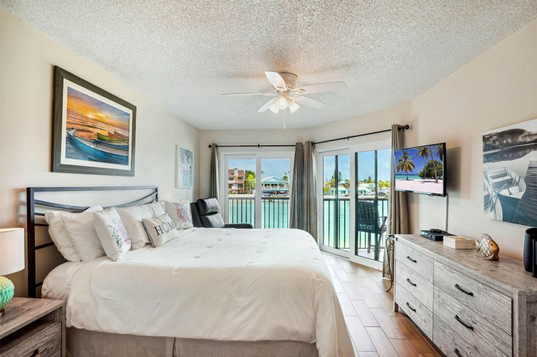 Bedroom 4, Land's End 3-204 Bay Front, Pinellas