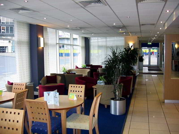Food & Drinks 4, Premier Inn Nottingham Cc - Chapel Bar, Nottingham