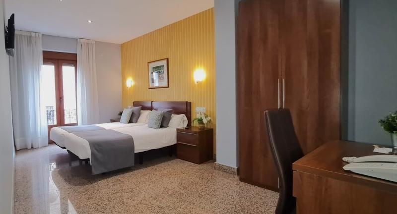 Bedroom 3, Hotel Arcos Catedral, Salamanca