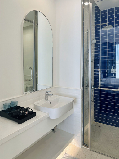 Bathroom 5, La Phan Phu Quoc Hillside Apartment, Phú Quốc