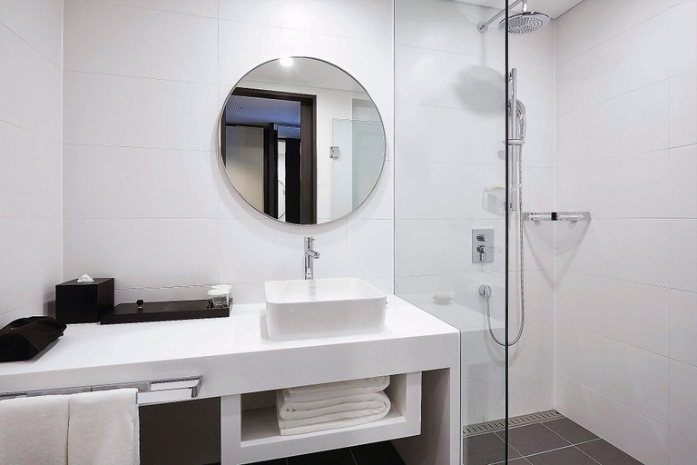 Bathroom 20