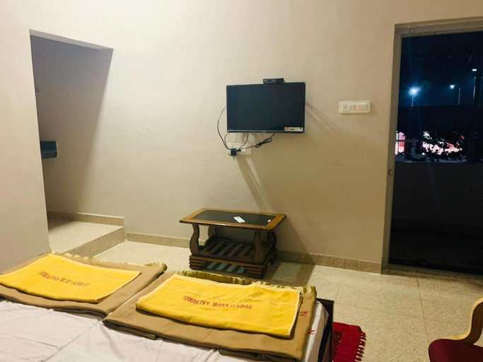 Room 5, The Aurum Zurich Club Kalaburgi, Gulbarga